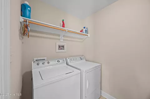 Other - 300 S Square Dr #B, Winterville, NC 28590 photo 7 of 8