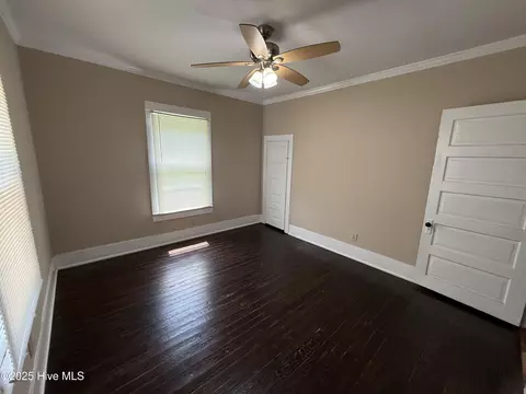 306 E Johnson St, Clinton, NC 28328 photo 24