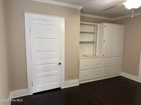 306 E Johnson St, Clinton, NC 28328 photo 14