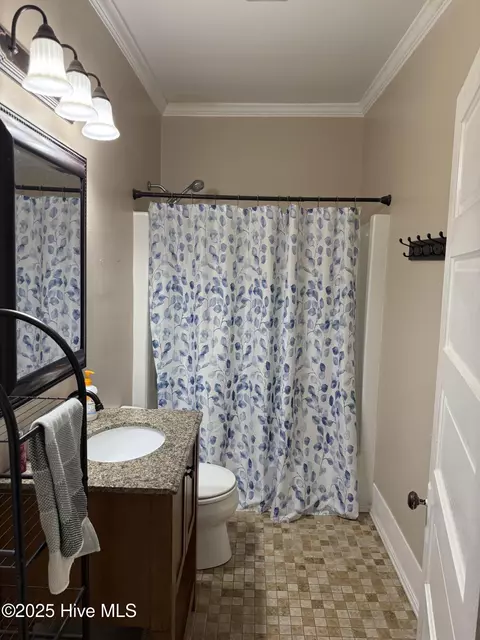306 E Johnson St, Clinton, NC 28328 photo 19