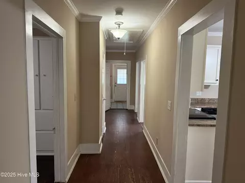 306 E Johnson St, Clinton, NC 28328 photo 16