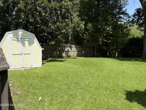 306 E Johnson St, Clinton, NC 28328 photo 30