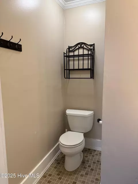 306 E Johnson St, Clinton, NC 28328 photo 20