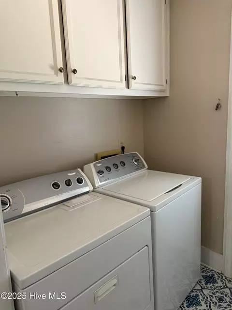 306 E Johnson St, Clinton, NC 28328 photo 25
