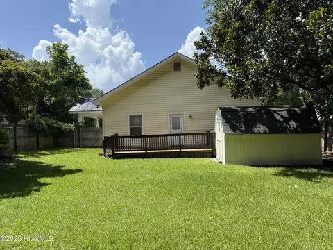 306 E Johnson St, Clinton, NC 28328 photo 31