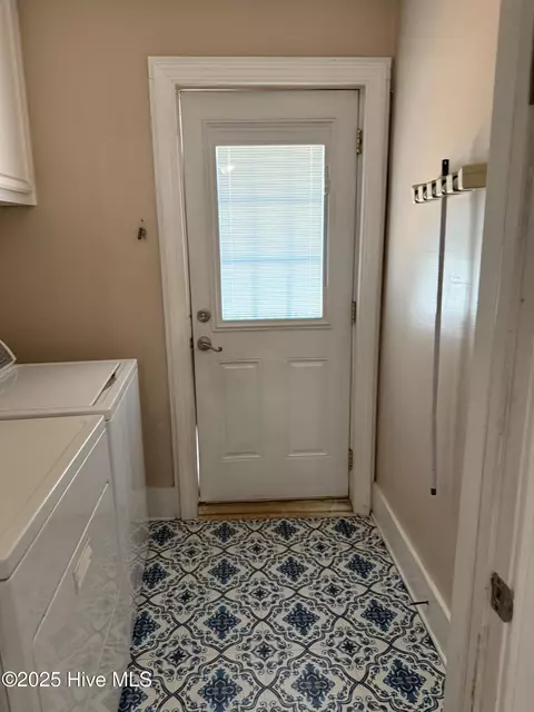 306 E Johnson St, Clinton, NC 28328 photo 26
