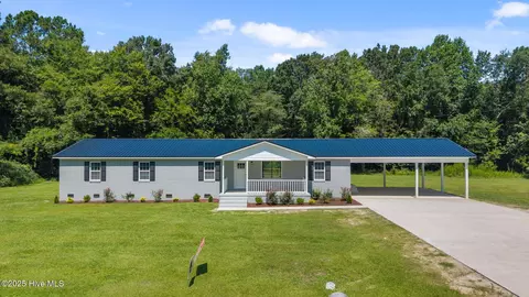 500 Sanders Ln, New Bern, NC 28562