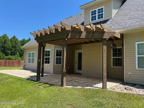 905 Albemarle Ct, Hubert, NC 28539 photo 6