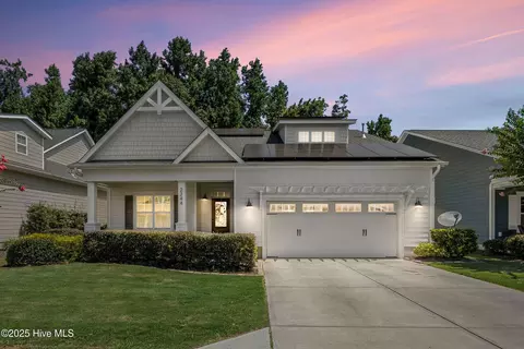 2244 Lakeside Cir, Wilmington, NC 28401