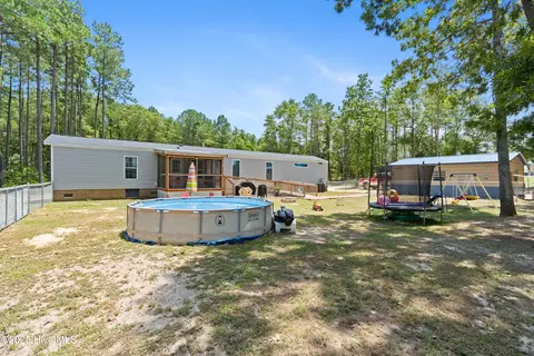 225 Dirt Rd, Hamlet, NC 28345 photo 6