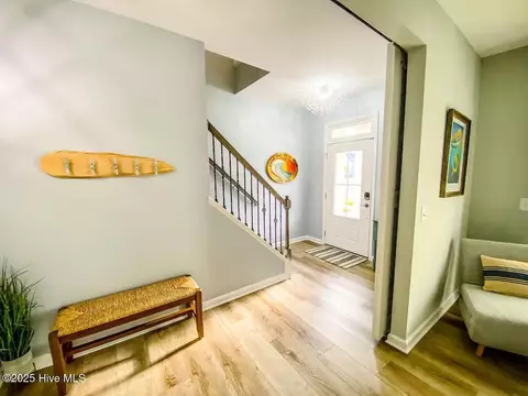 204 Shearwater Ln, Beaufort, NC 28516