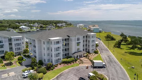 150 Lands End Ct #A32, Morehead City, NC 28557
