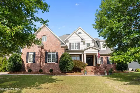 3125 Mclaren Ln, Winterville, NC 28590