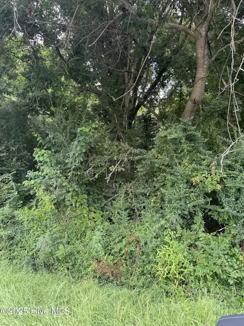 185 Sawyer Town Rd, Moyock, NC 27958
