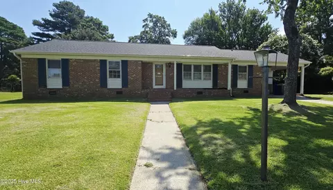 107 Azalea Dr, Greenville, NC 27858