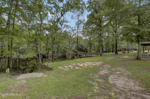 Exterior - 728 Albert Beatty Ln, Harrells, NC 28444 photo 8 of 10