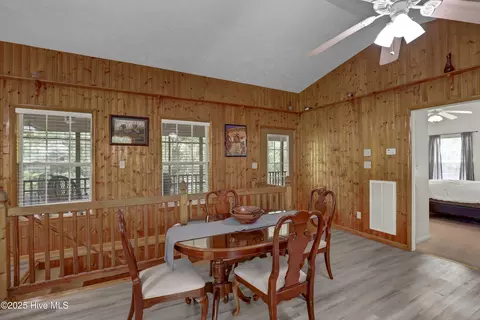 Dining - 728 Albert Beatty Ln, Harrells, NC 28444 photo 1 of 2