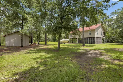 Exterior - 728 Albert Beatty Ln, Harrells, NC 28444 photo 2 of 10