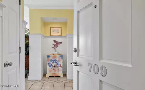 322 Causeway Dr #709, Wrightsville Beach, NC 28480