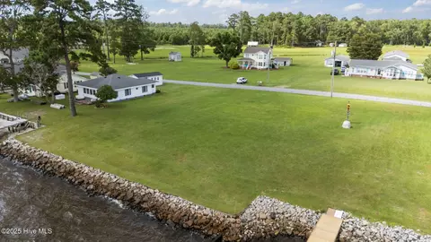1741 Bayview Rd, Bath, NC 27808 photo 8