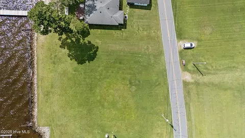 1741 Bayview Rd, Bath, NC 27808 photo 5