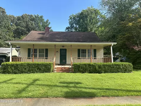 107 W Third St, Robersonville, NC 27871