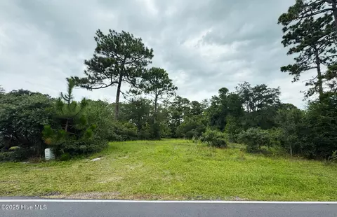 2008 Robert Ruark Dr SE, Southport, NC 28461