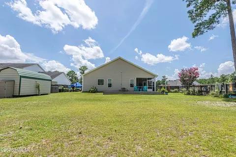 Exterior - 108 Ridgepath Ln, Hubert, NC 28539 photo 3 of 5