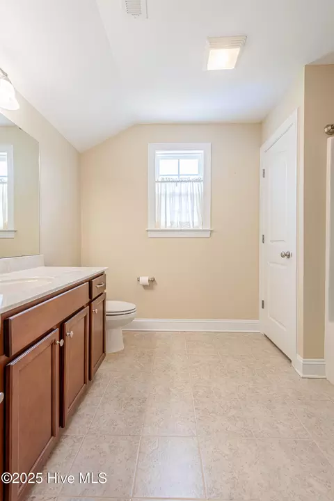Bath - 108 Ridgepath Ln, Hubert, NC 28539 photo 12 of 14