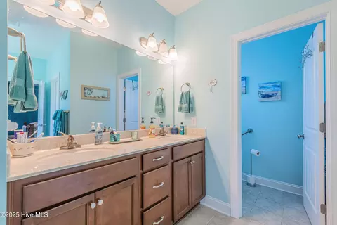 Bath - 108 Ridgepath Ln, Hubert, NC 28539 photo 4 of 14
