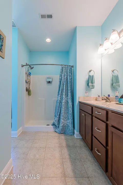 Bath - 108 Ridgepath Ln, Hubert, NC 28539 photo 2 of 14