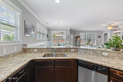Kitchen - 4877 Frasier Cir, Shallotte, NC 28470 photo 5 of 6