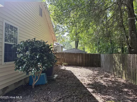 3720 Colony Dr, New Bern, NC 28562 photo 13