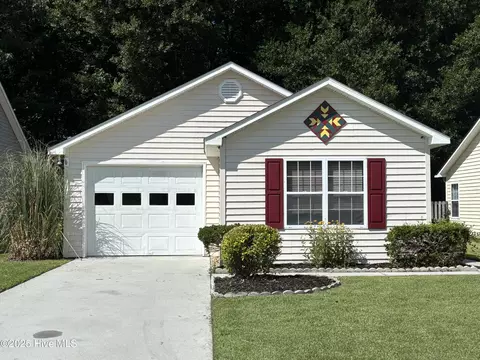 3720 Colony Dr, New Bern, NC 28562