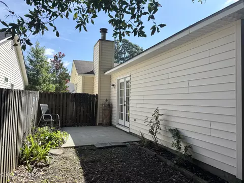 3720 Colony Dr, New Bern, NC 28562 photo 14