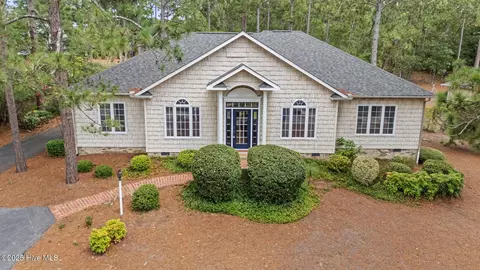 115 Clay Cir, West End, NC 27376
