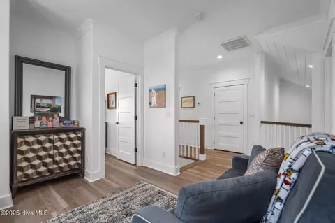 Entry Way - 402 17th St, Sunset Beach, NC 28468 photo 3 of 3