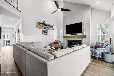 Living - 402 17th St, Sunset Beach, NC 28468 photo 1 of 2