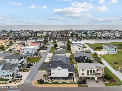 View/Area - 402 17th St, Sunset Beach, NC 28468 photo 2 of 5