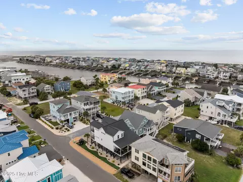 View/Area - 402 17th St, Sunset Beach, NC 28468 photo 3 of 5