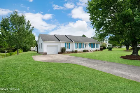 2249 B Stokes Rd, Greenville, NC 27858