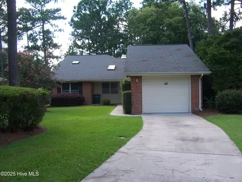 35 Gull Ln, Pinehurst, NC 28374