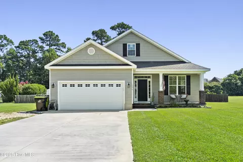 106 Neptune Ct, Havelock, NC 28532
