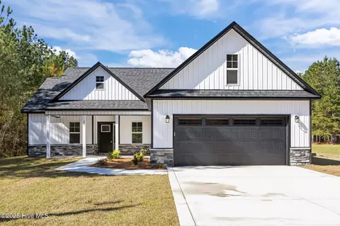 453 Springhill Rd, Maysville, NC 28555