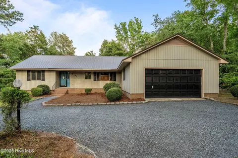 102 Scuppernong Ct, Seven Lakes, NC 27376