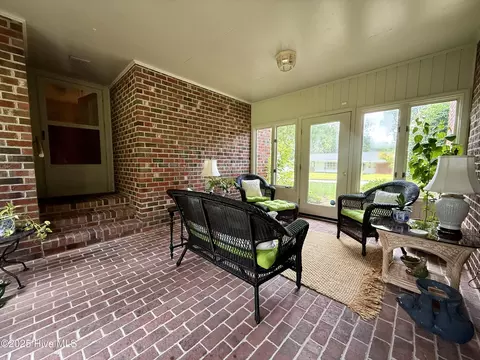 Exterior - 901 School Dr, Williamston, NC 27892 photo 14 of 16