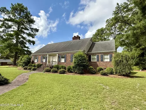 Other - 901 School Dr, Williamston, NC 27892 photo 2 of 13