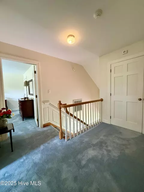 Entry Way - 901 School Dr, Williamston, NC 27892 photo 5 of 5