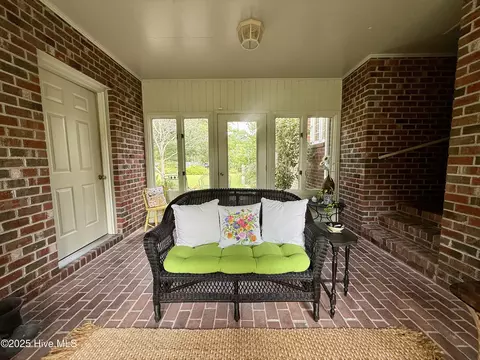 Exterior - 901 School Dr, Williamston, NC 27892 photo 11 of 16