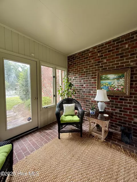 Exterior - 901 School Dr, Williamston, NC 27892 photo 15 of 16